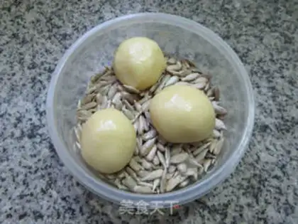 Make Sunflower seeds step 6