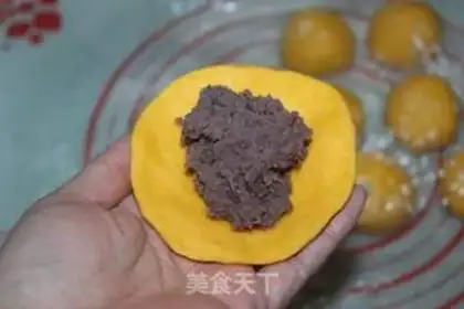 Make Pumpkin bean cake step 6