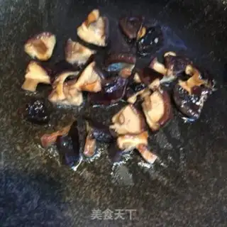 Make Mushroom burn radish step 2