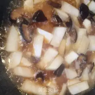 Make Mushroom burn radish step 4