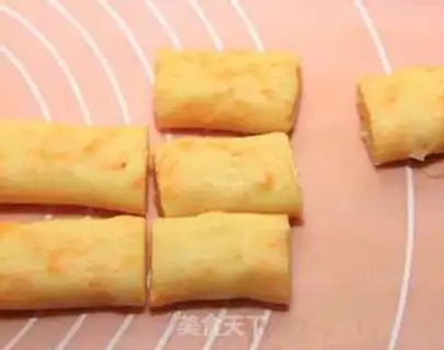 Make Five pink cheese cookies step 6