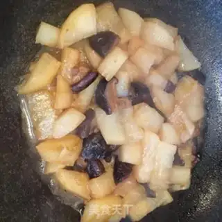 Make Mushroom burn radish step 5