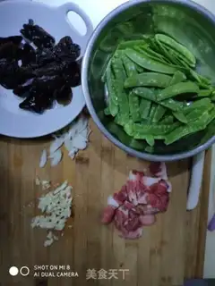 Make Dutch beans and wood step 0