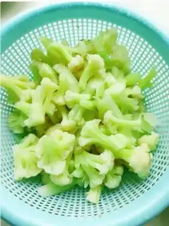 Make Piggy broccoli step 2