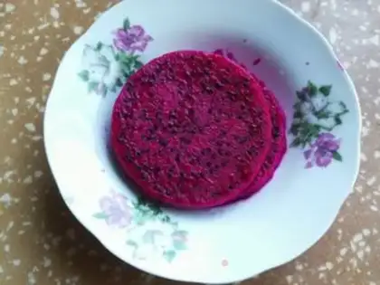 Make Flamingo eggburgers step 1