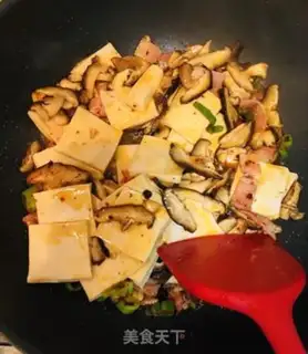 Make Spicy mushroom tofu step 8
