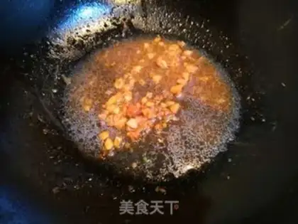 Make Garlic fan dolls step 4
