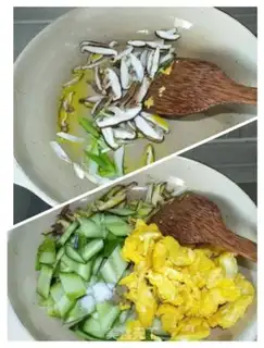 Make Fry cucumber fried eggs step 4