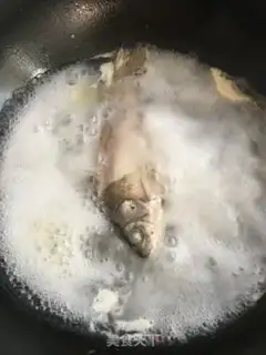 Make Frozen tofu fish soup step 1