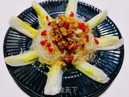 Make Garlic fan dolls step 5