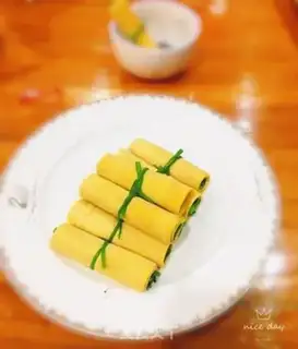Make Spinach bean rolls step 8