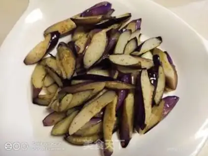 Make Salted fish, fried eggplant step 2
