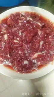Make Beef noodles step 1