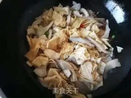 Make Pingos fried man-made meat step 5