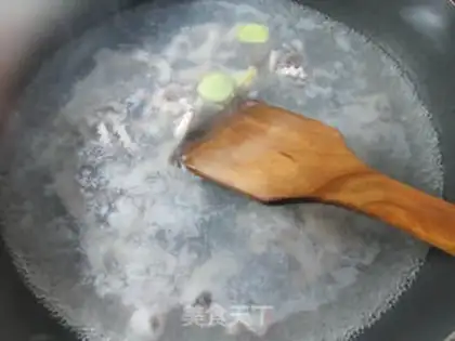 Make Garlic eggs in the open step 4