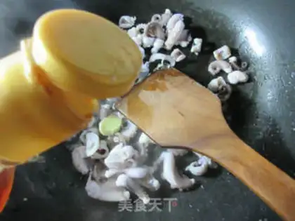 Make Garlic eggs in the open step 7