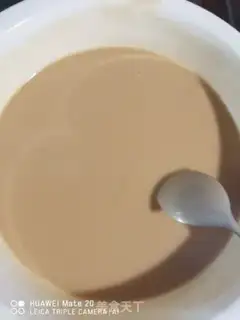 Make Red sugar horseshoes step 4