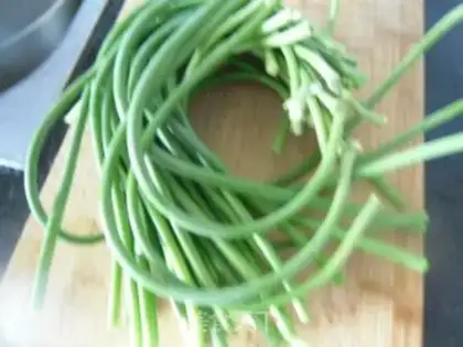 Make Five flowers for garlic step 0