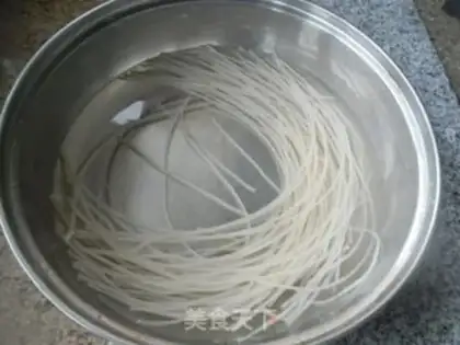 Make Five flowers for garlic step 1