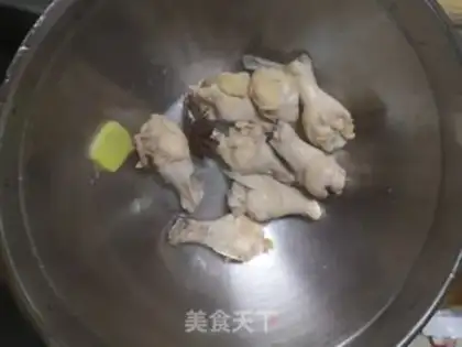 Make Fungus and chicken wings step 3
