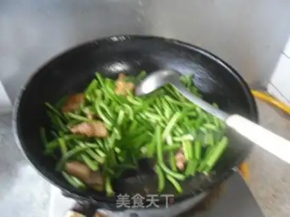 Make Five flowers for garlic step 6