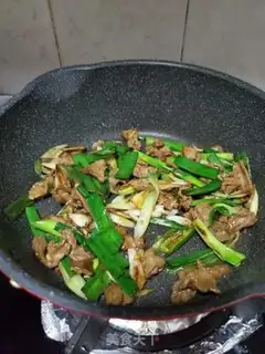 Make Garlic and skinny meat step 7