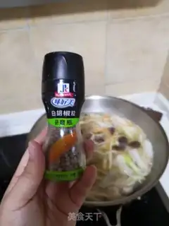Make Fungus and chicken wings step 8