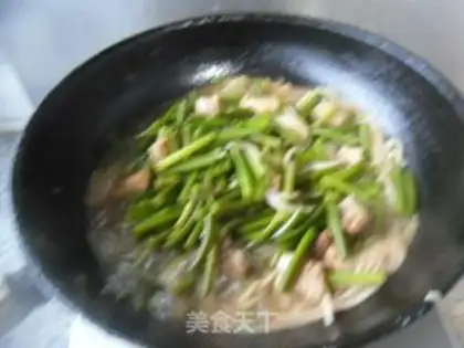 Make Five flowers for garlic step 9