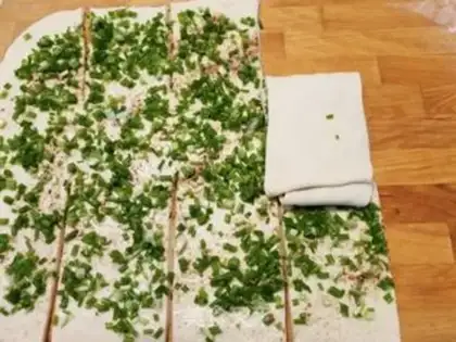 Make Onion sesame pie step 7