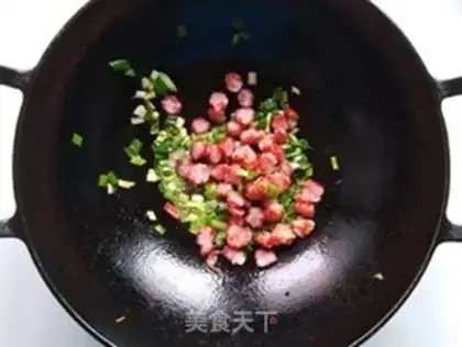 Make Weenie mushroom fried rice step 3