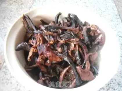 Make Mushroom stew chick step 1