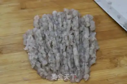 Make Shrimp is a dumpling step 1
