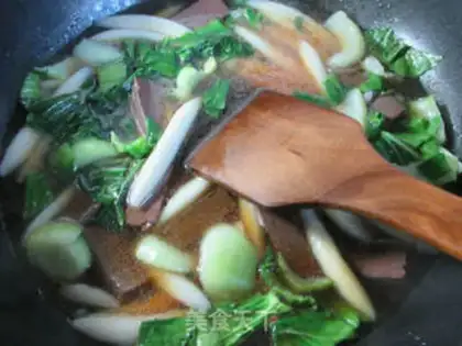 Make The fish is cooked with duck blood step 6