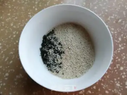 Make Sesame rice is rare step 1