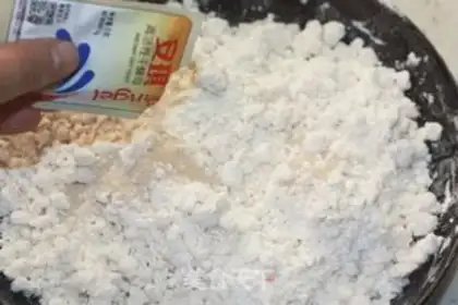 Make Creamy crackers step 4