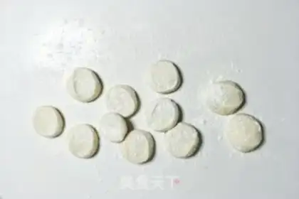 Make Tasty four-hair dumplings step 7