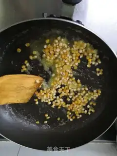 Make Caramel popcorn step 4