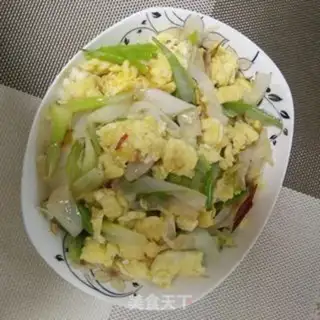 Make Eggs and onions step 7