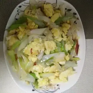 Make Eggs and onions step 8