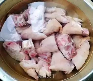 Make Soybean pig hoof step 0