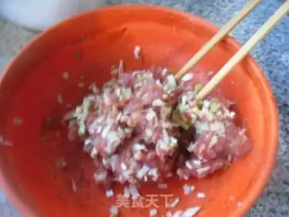 Make Fan radish meatball soup step 1