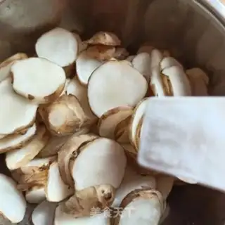 Make Creaming ginger step 1