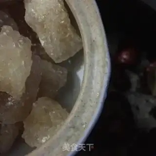 Make "Red dates, silver ear soup." step 4