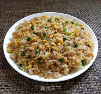 Make radish and egg fried rice step 8