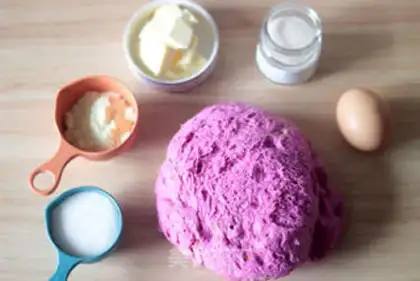 Make Little flower buns for the Dragon of the Heart step 4