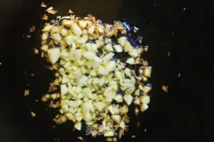 Make Garlic fans steaming doll food step 6