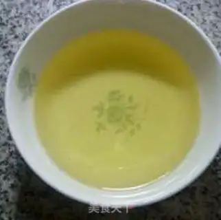 Make A cartoon cake step 2