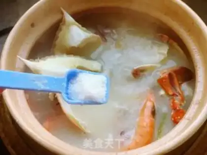 Make Seafood crab porridge step 9