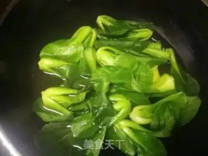 Make Soccer eggs in Shanghai step 0