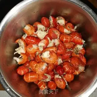 Make Spicy lobster tail step 0